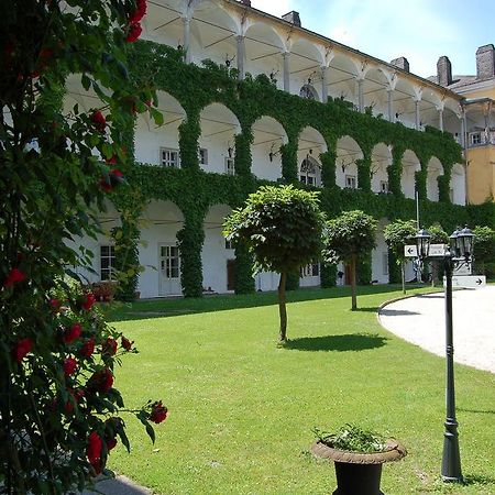 Gaestehaus Schloss Aschach Aschach an der Donau Εξωτερικό φωτογραφία